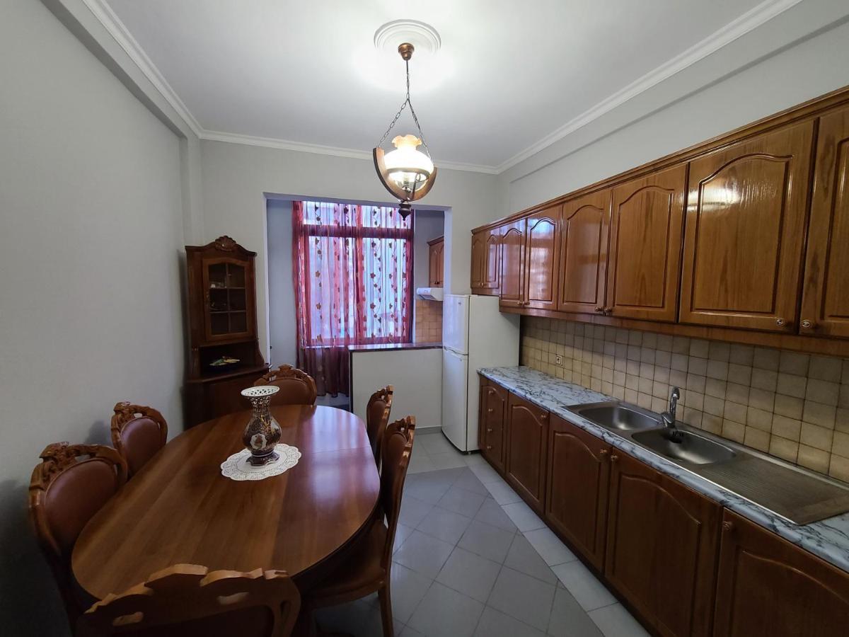 Heart Of Tirana Apartment Exterior photo